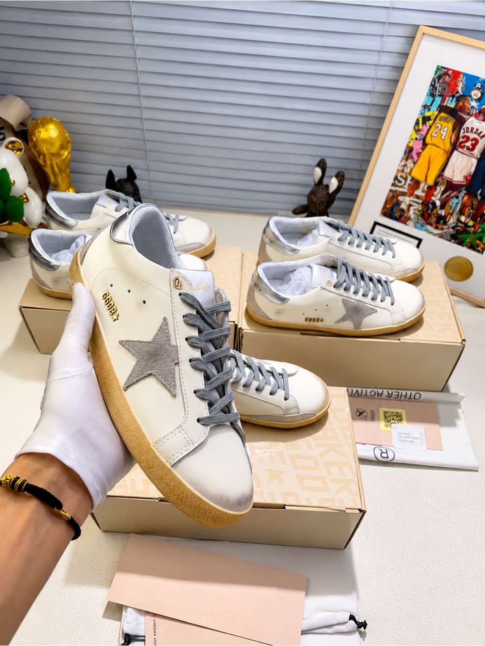 Golden Goose White Leather Low-Top Sneakers with Gray Star